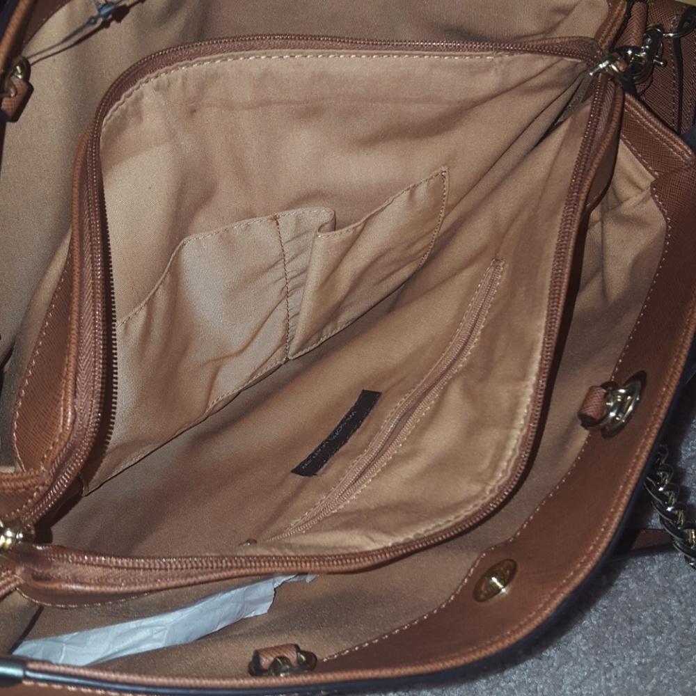 Purse - Picture 3 of 8